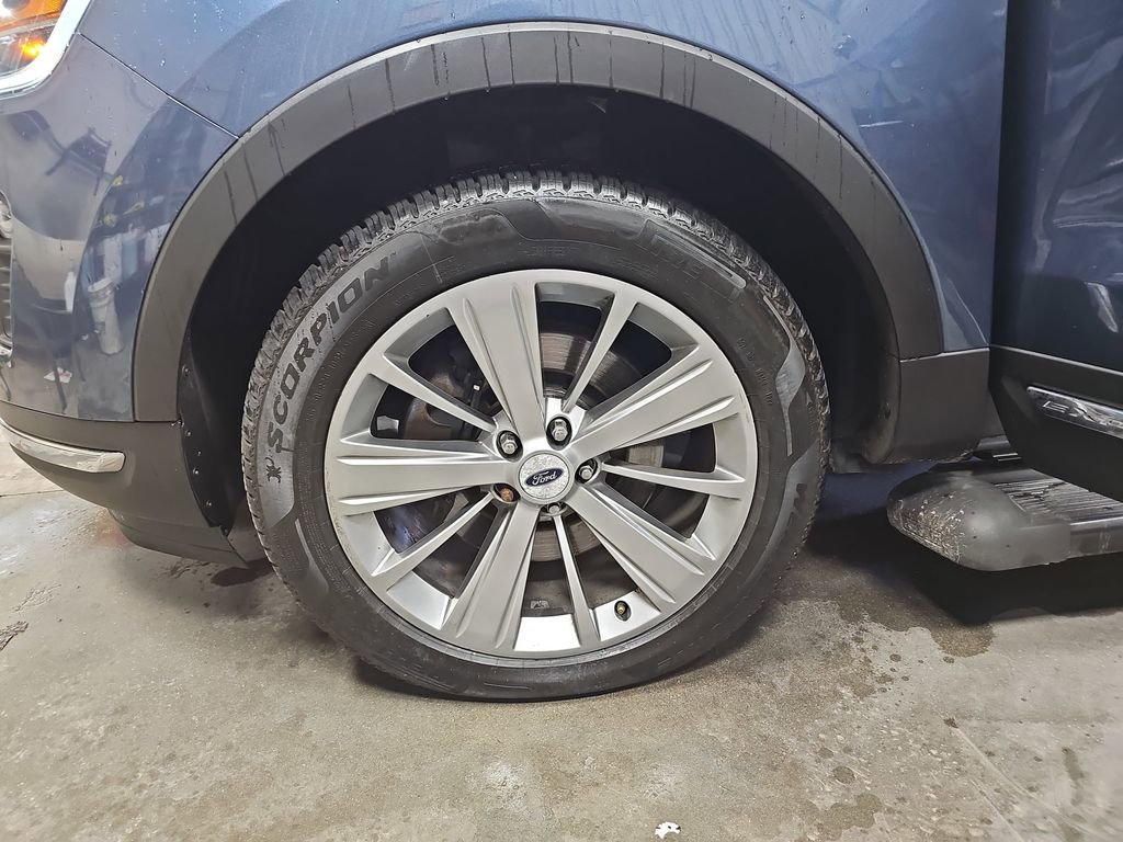 Used 2018 Ford Explorer Limited AWD/4WD image 34