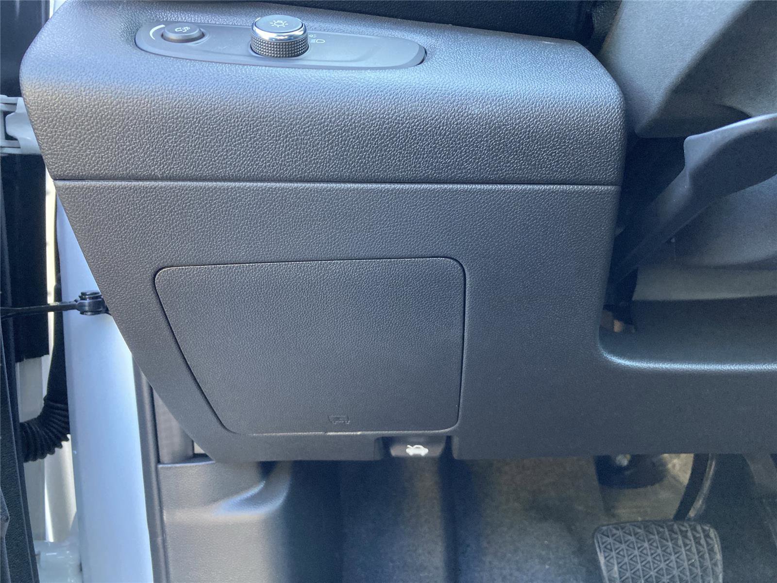 New 2026 Chevrolet Trax RS w/ Sunroof Package image 26