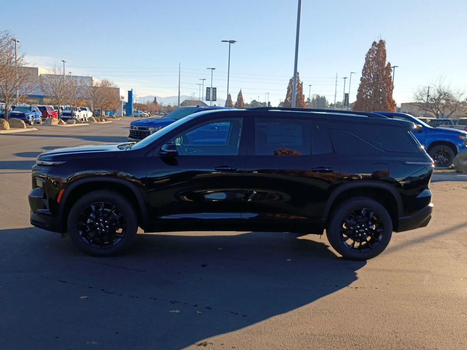 New 2026 Chevrolet Traverse LT w/ Midnight/Sport Edition image 14