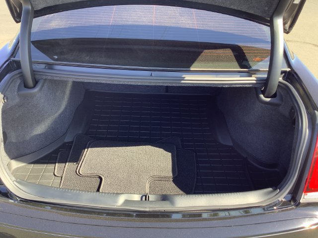 Used 2023 Chrysler 300 C RWD image 30