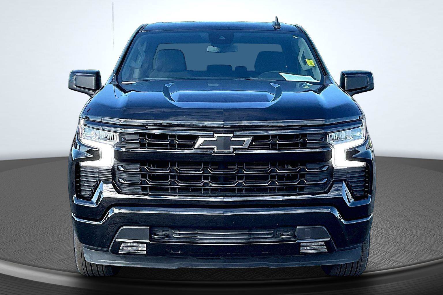 Used 2026 Chevrolet Silverado 1500 RST AWD/4WD image 3