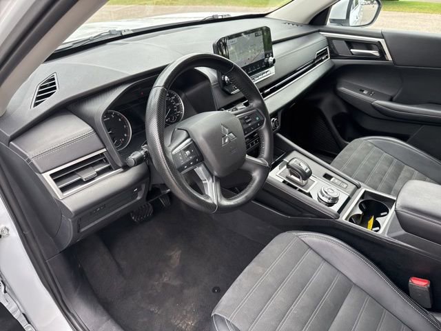 Used 2024 Mitsubishi Outlander SE AWD/4WD image 23