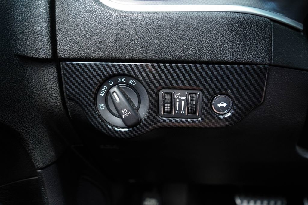 Used 2021 Dodge Charger R/T w/ Blacktop Package RWD image 32