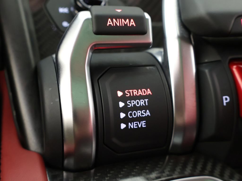Used 2022 Lamborghini Urus AWD/4WD image 66