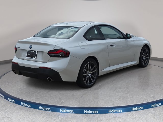 Used 2025 BMW 230i xDrive Coupe w/ Premium Package AWD/4WD image 6