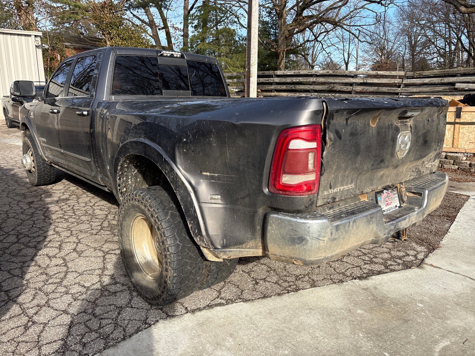 Used 2020 RAM 3500 Limited image 1