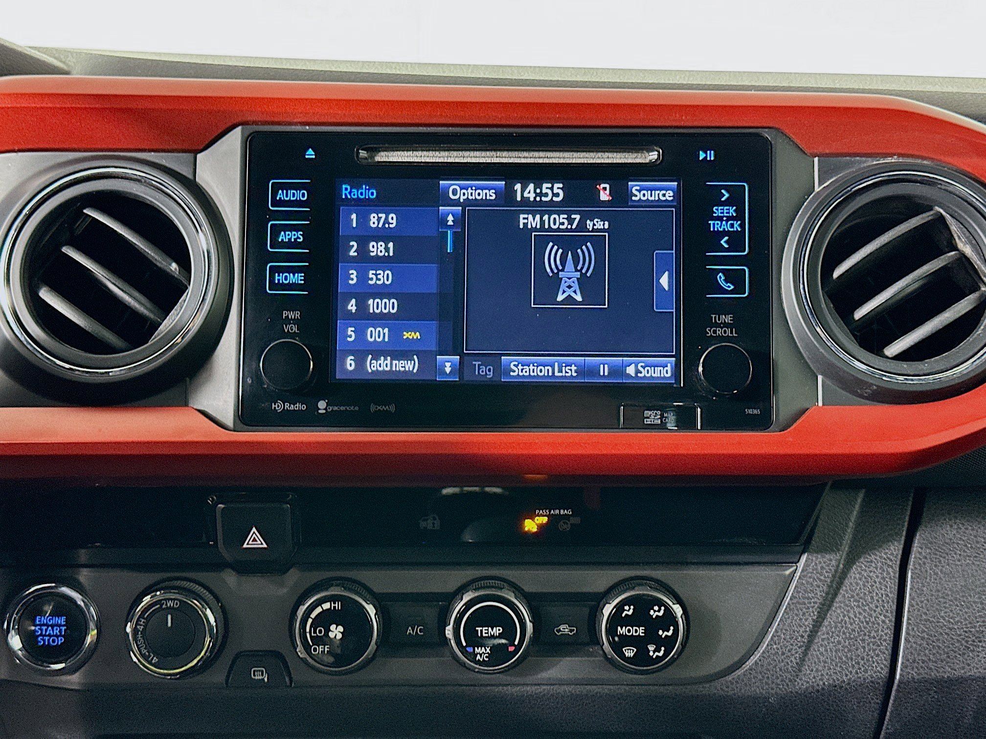 Used 2018 Toyota Tacoma TRD Off-Road image 21