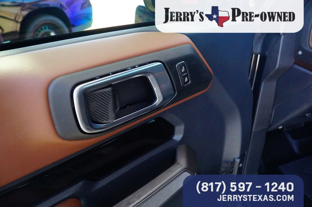 Used 2023 Ford Bronco Outer Banks AWD/4WD image 17