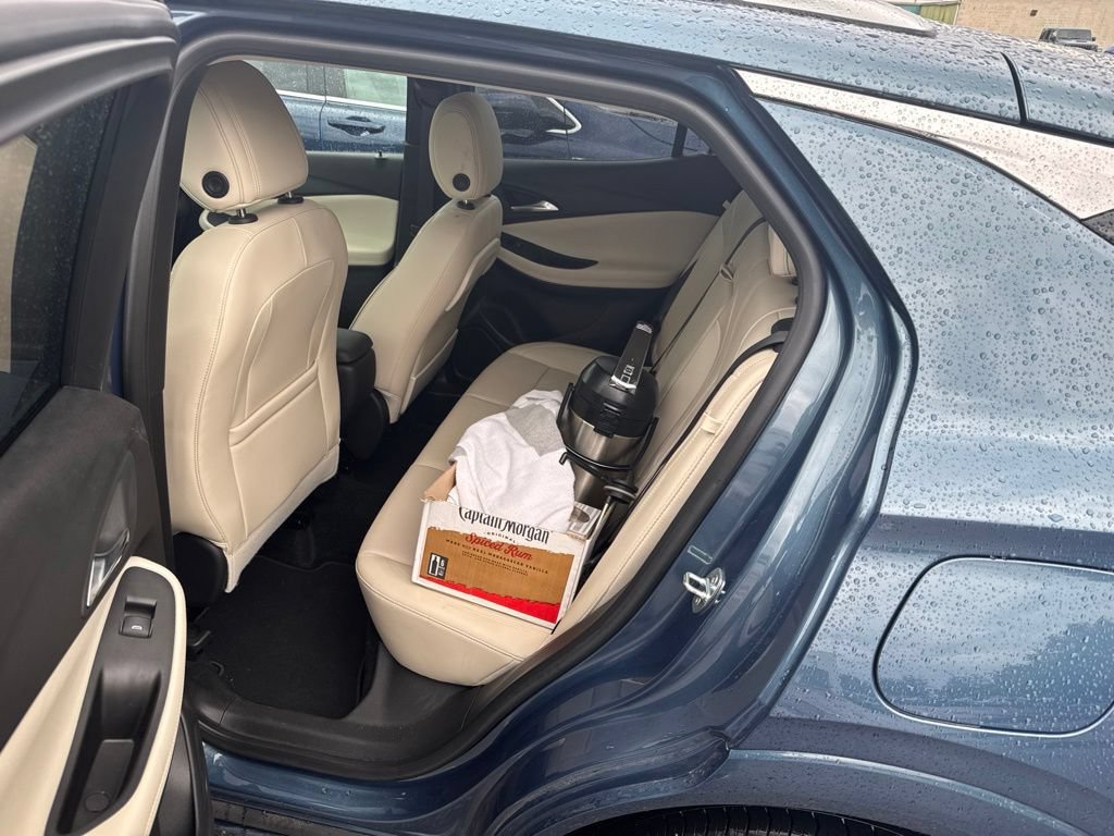 Certified 2024 Buick Encore GX Avenir w/ Avenir Convenience Package AWD/4WD image 7