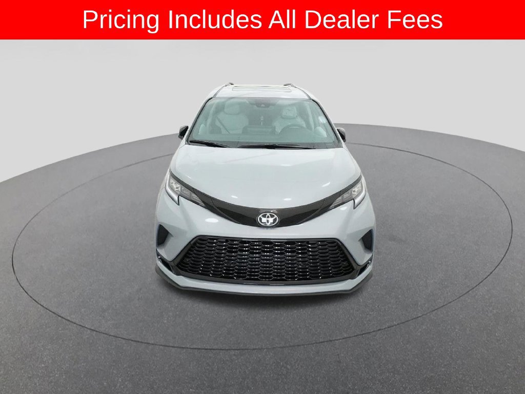 New 2026 Toyota Sienna XSE FWD image 15