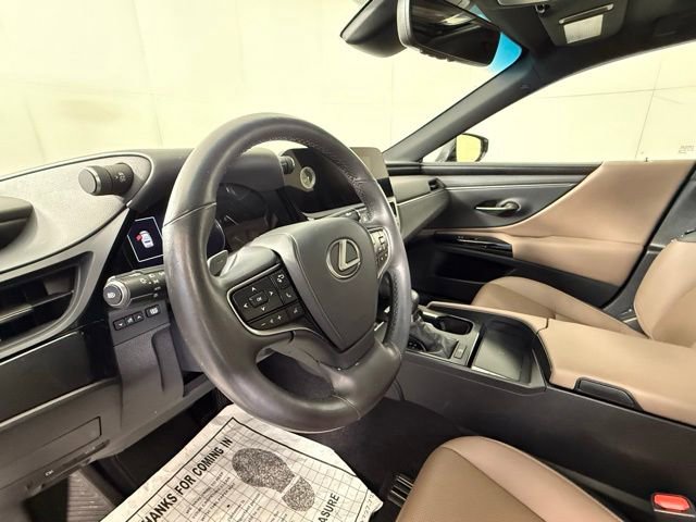 Used 2023 Lexus ES 350 w/ Premium Package FWD image 18