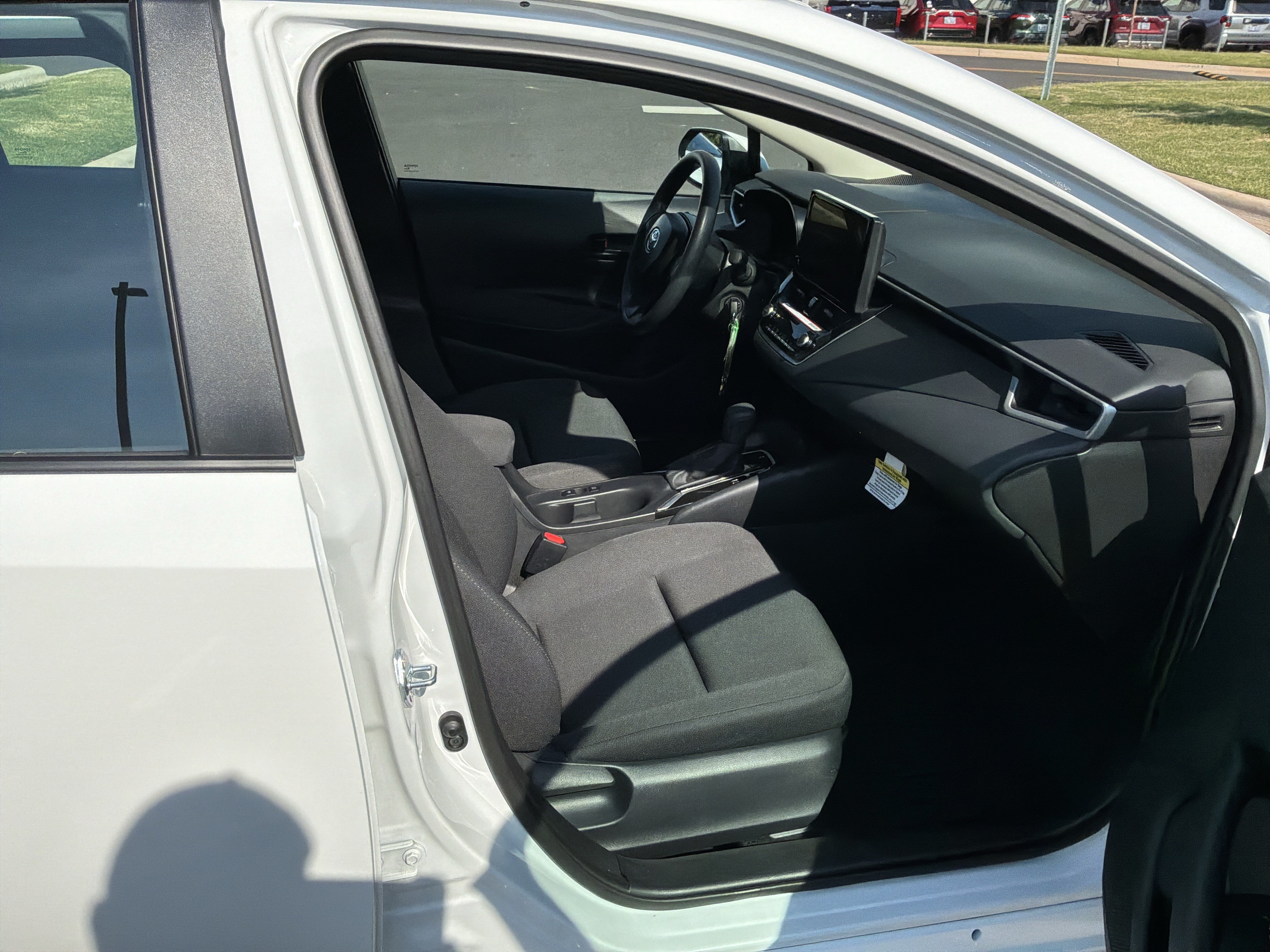 Used 2026 Toyota Corolla LE FWD image 32