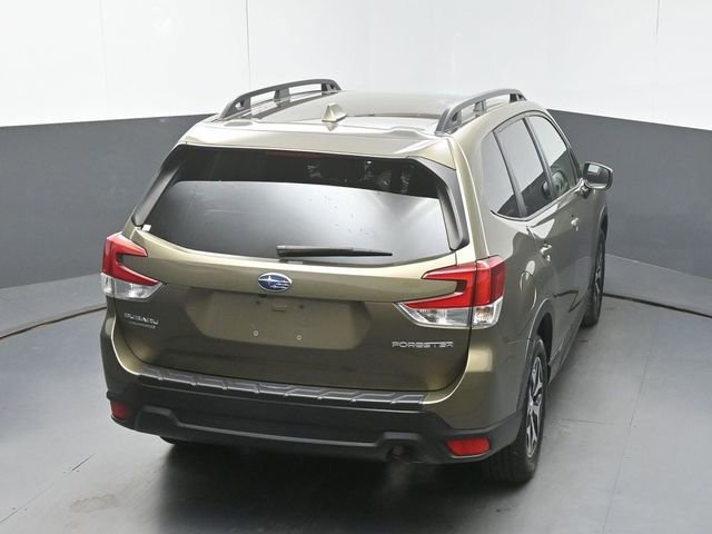 Certified 2023 Subaru Forester Premium image 46