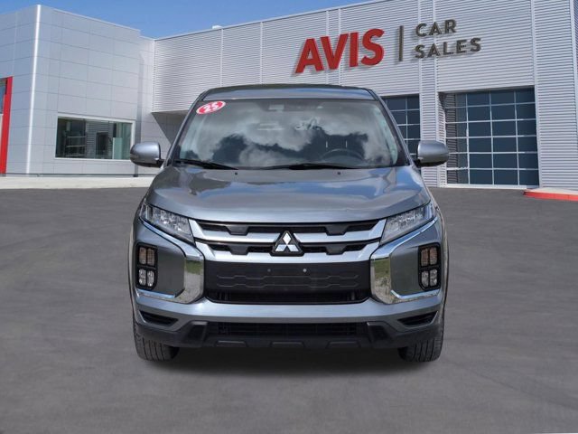 Used 2025 Mitsubishi Outlander Sport SE AWD/4WD image 2