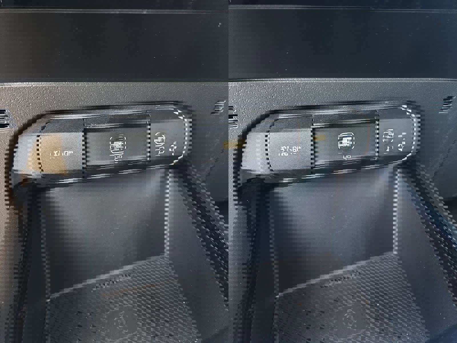 Certified 2023 Kia Niro EX image 29