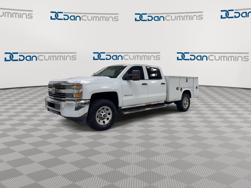 Used 2015 Chevrolet Silverado 3500 W/T AWD/4WD image 4