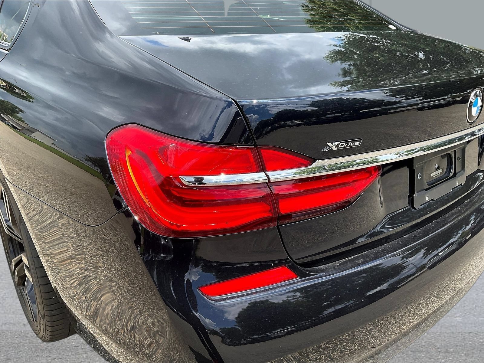 Used 2018 BMW 750i xDrive AWD/4WD image 25