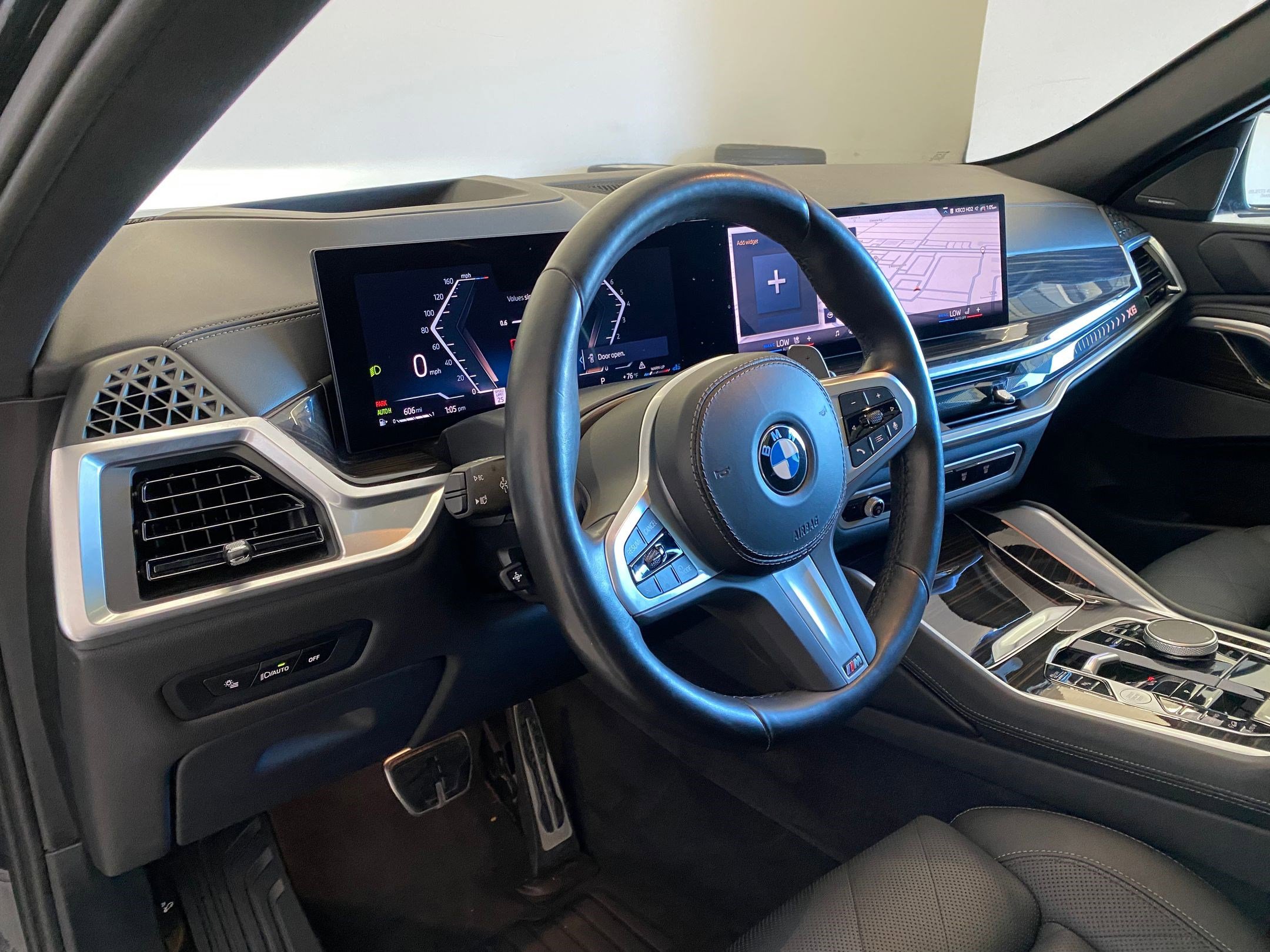 Certified 2025 BMW X6 xDrive40i image 4