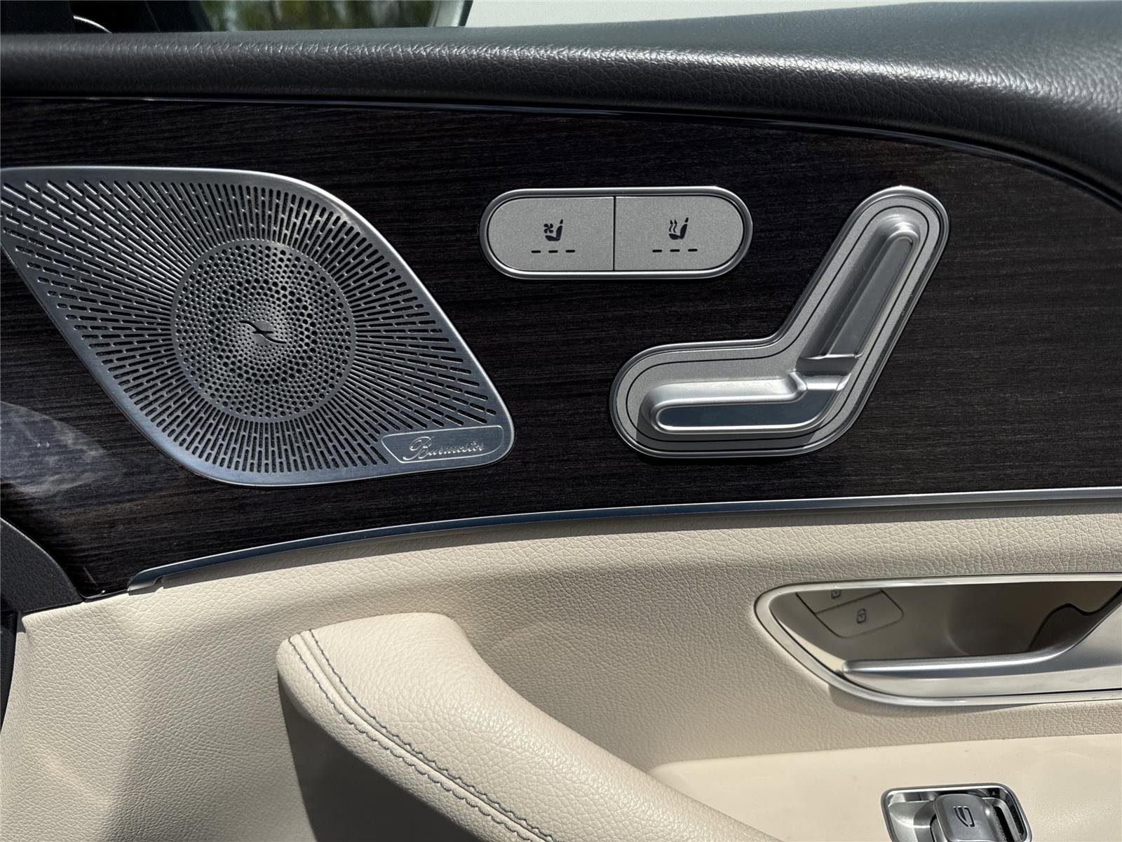 Used 2020 Mercedes-Benz GLE 350 4MATIC image 23