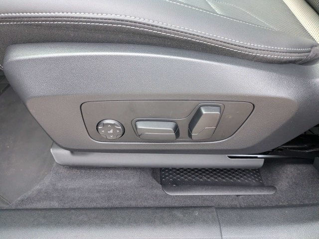 Used 2025 BMW X1 xDrive28i w/ Premium Package AWD/4WD image 21