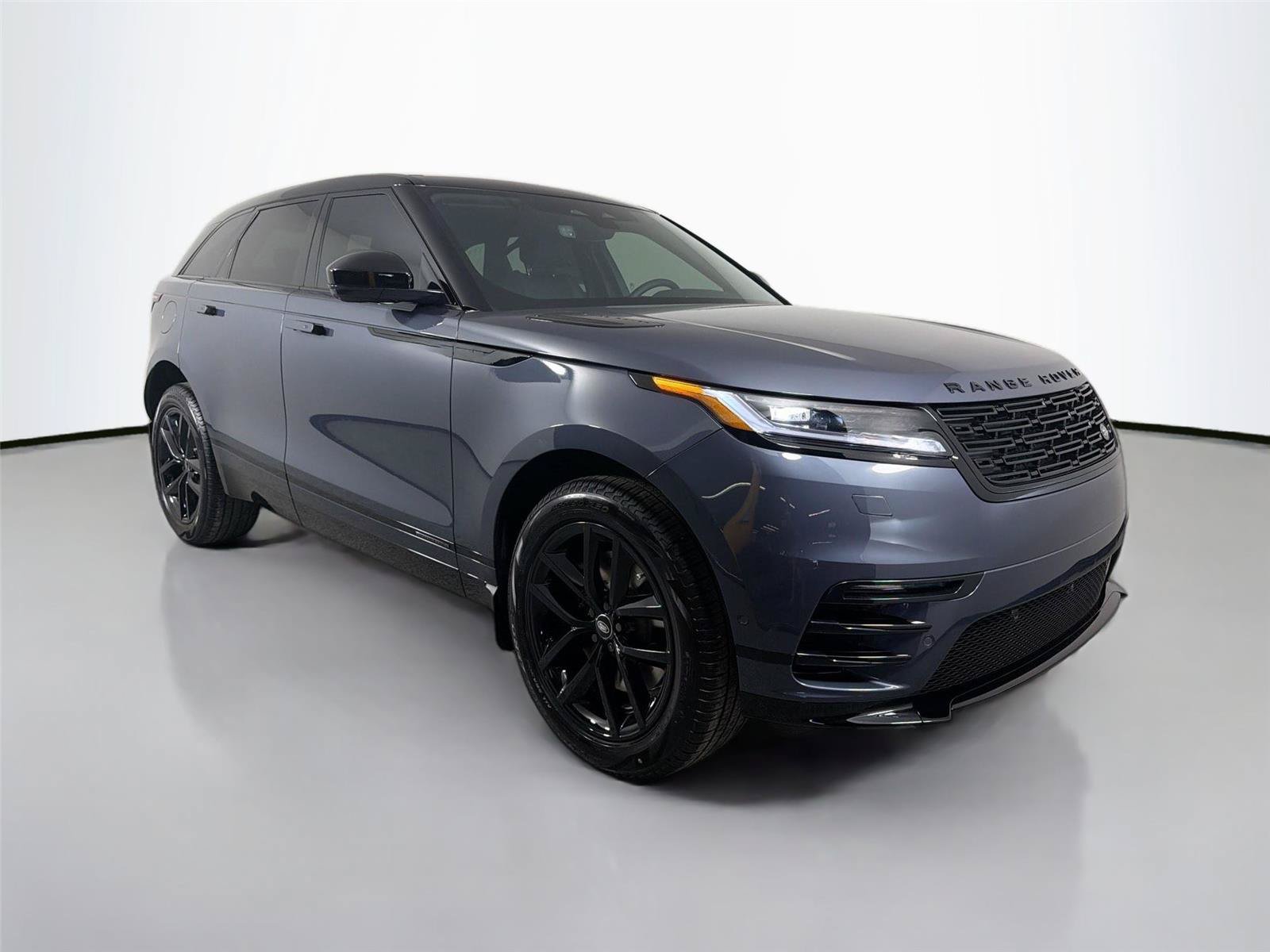 New 2026 Land Rover Range Rover Velar Belgravia AWD/4WD image 3