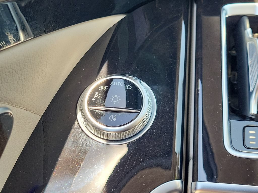 Used 2023 Mercedes-Benz S 500 4MATIC image 32