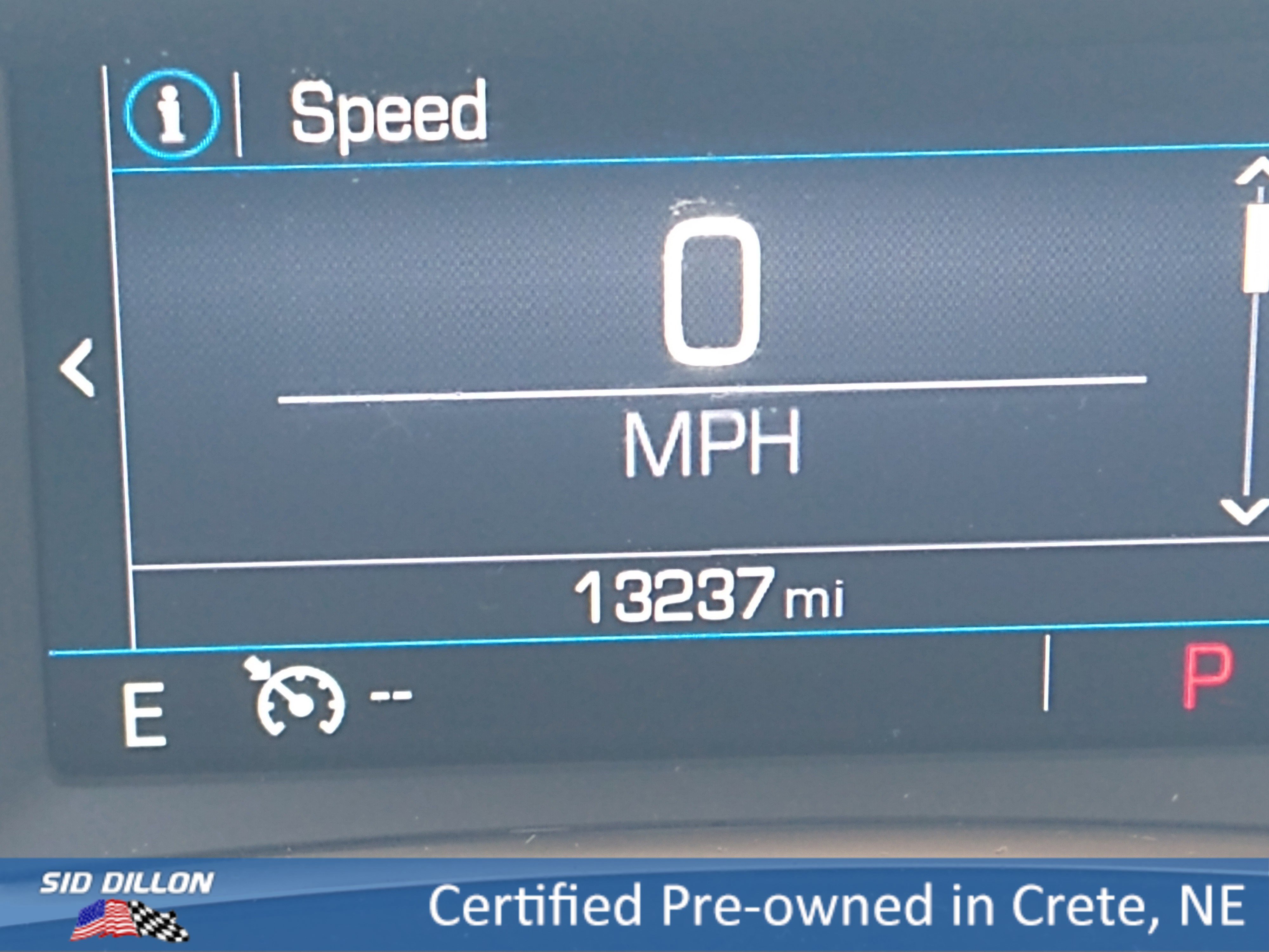 Used 2024 GMC Terrain SLE image 17