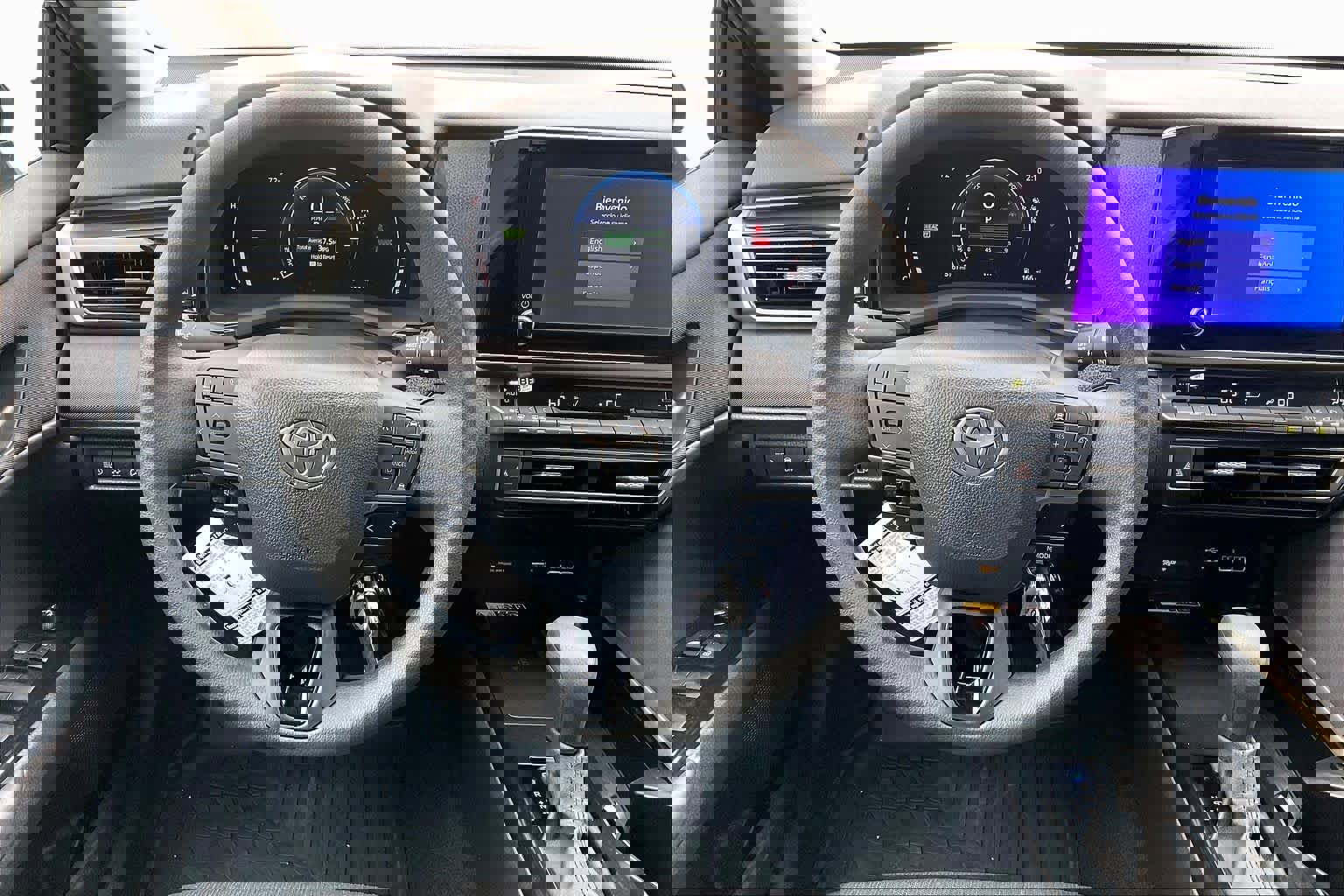 Certified 2025 Toyota Camry LE w/ Convenience Package FWD image 5