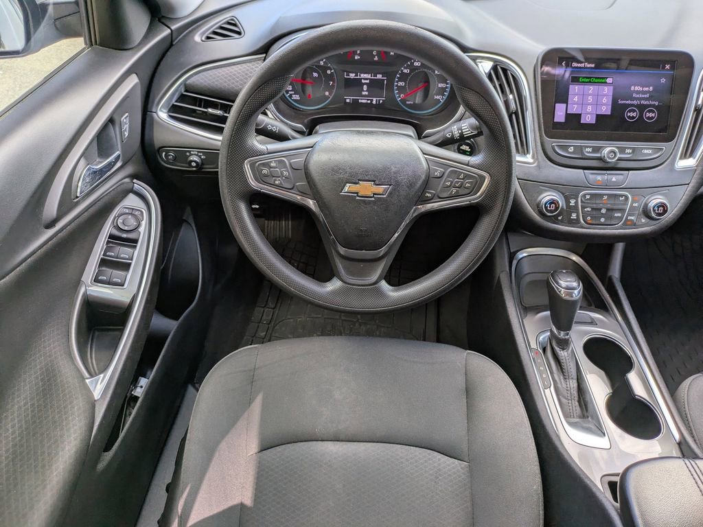 Used 2020 Chevrolet Malibu LT image 15