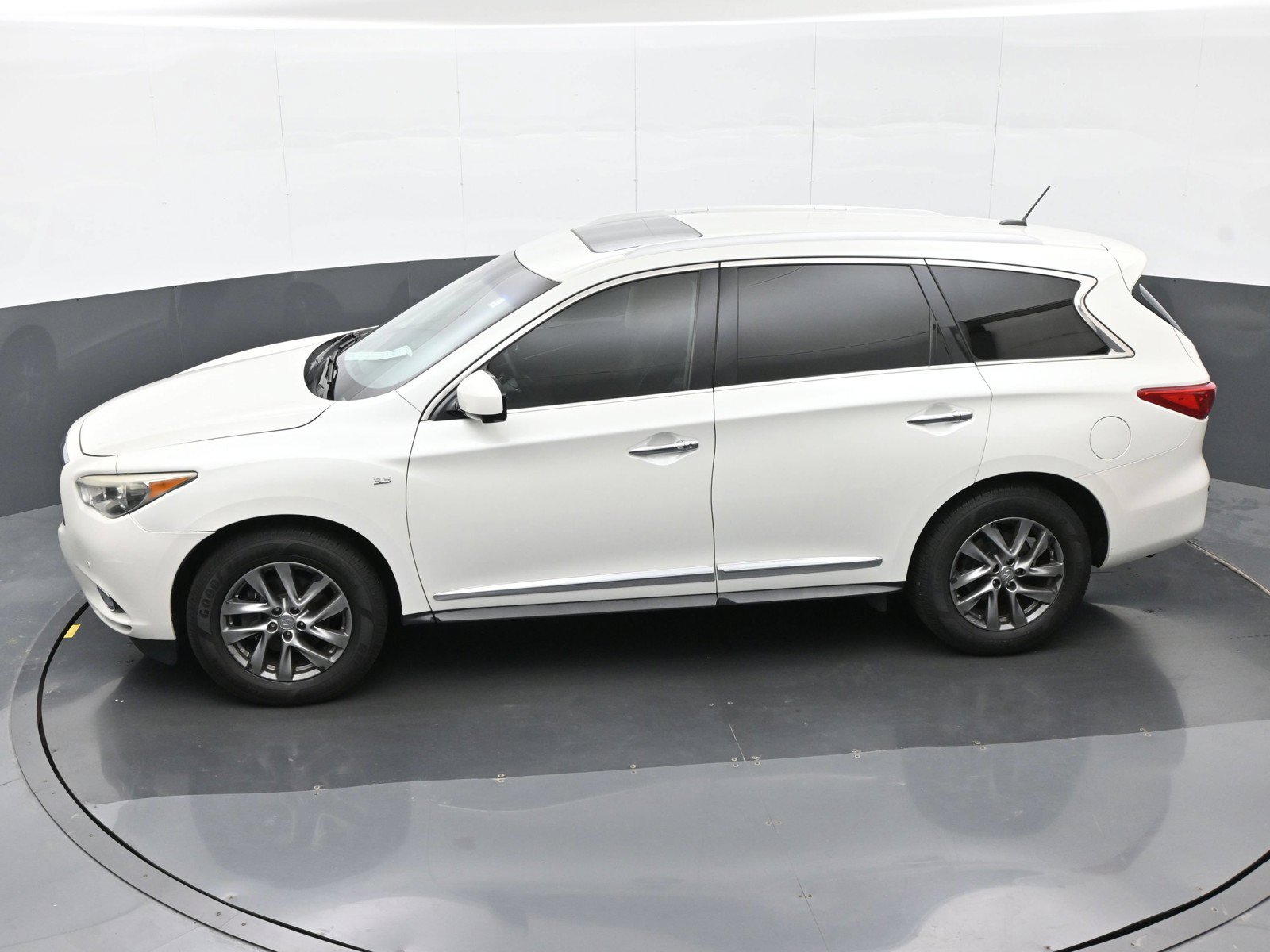 Used 2015 INFINITI QX60 FWD w/ Premium Plus Package image 37