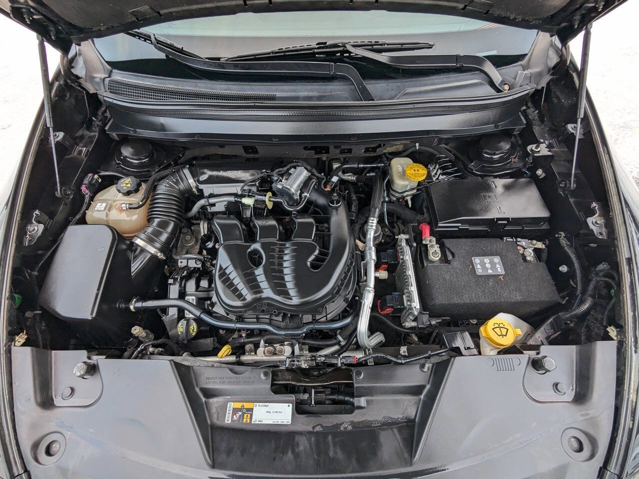 Used 2016 Jeep Cherokee Trailhawk w/ Cold Weather Group image 29