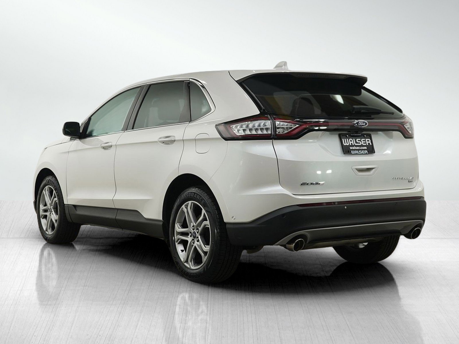 Used 2015 Ford Edge Titanium w/ Equipment Group 302A AWD/4WD image 3