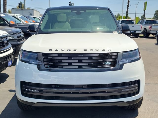 Used 2025 Land Rover Range Rover SE AWD/4WD image 23