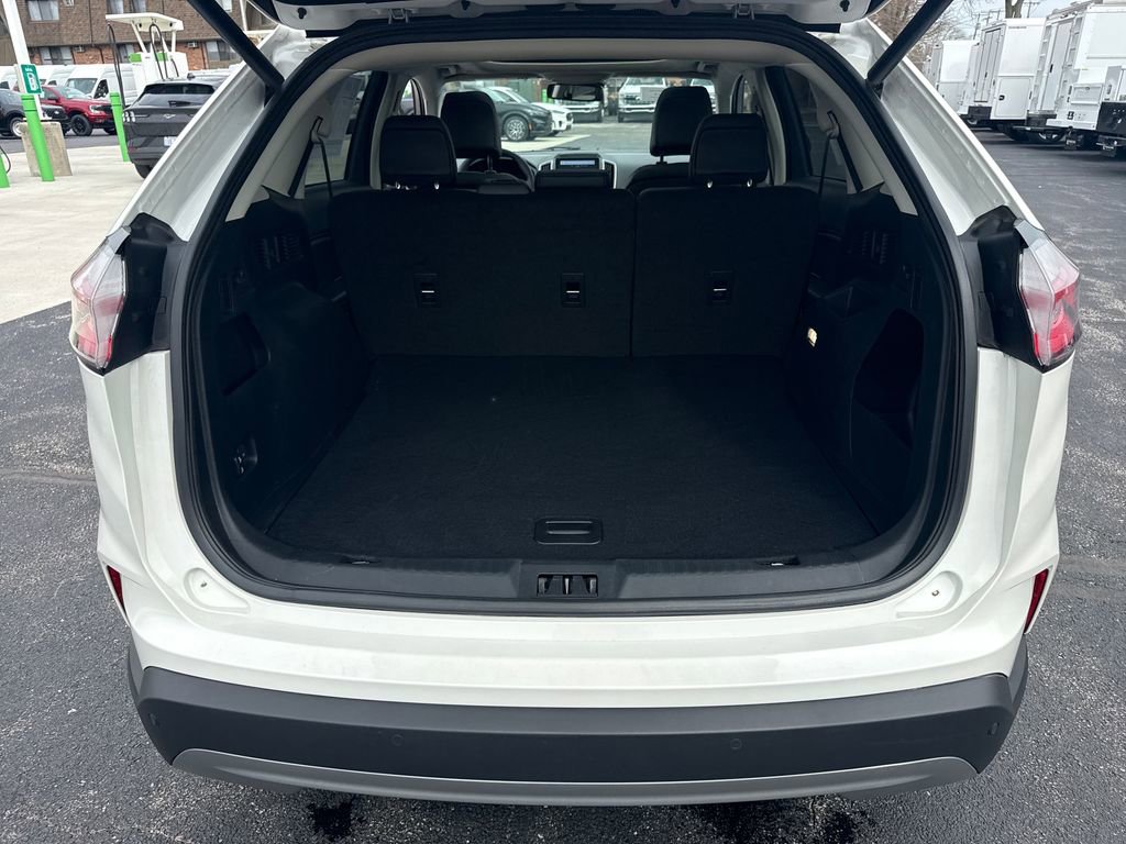 Used 2024 Ford Edge SEL w/ Convenience Package image 12