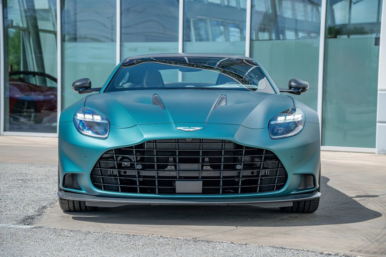 New 2026 Aston Martin Vanquish RWD image 6