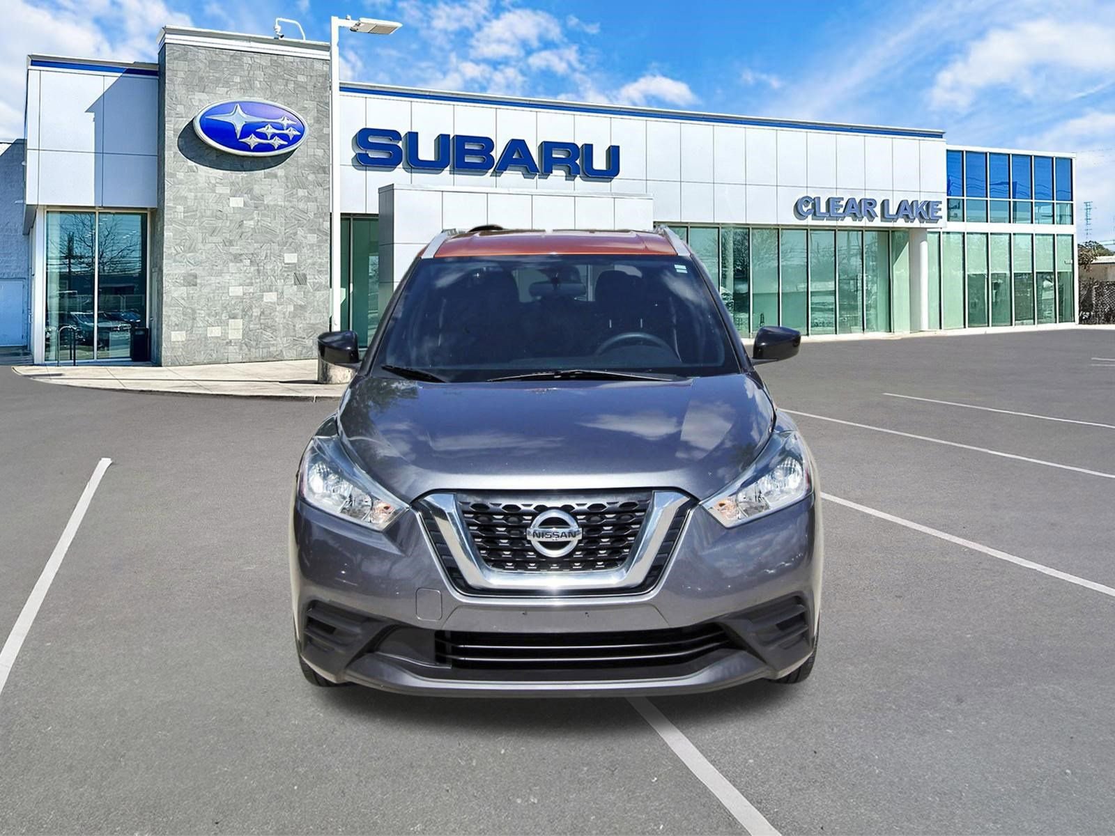 Used 2019 Nissan Kicks SV image 2