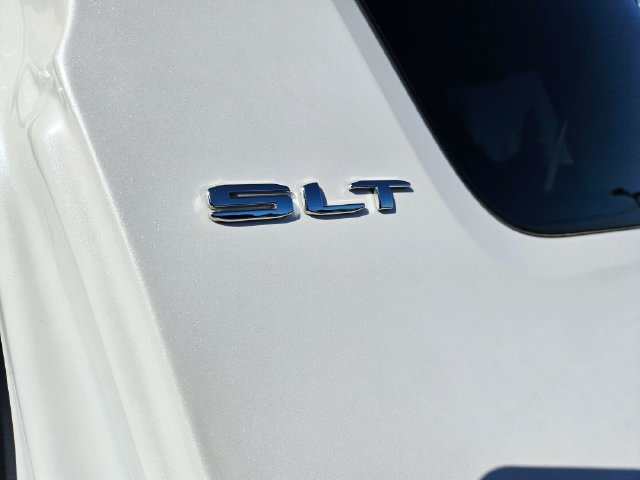 Used 2020 GMC Acadia SLT w/ Trailering Package AWD/4WD image 17