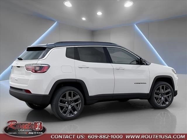 New 2026 Jeep Compass Limited w/ Sun, Sound & Navigation Group AWD/4WD image 5