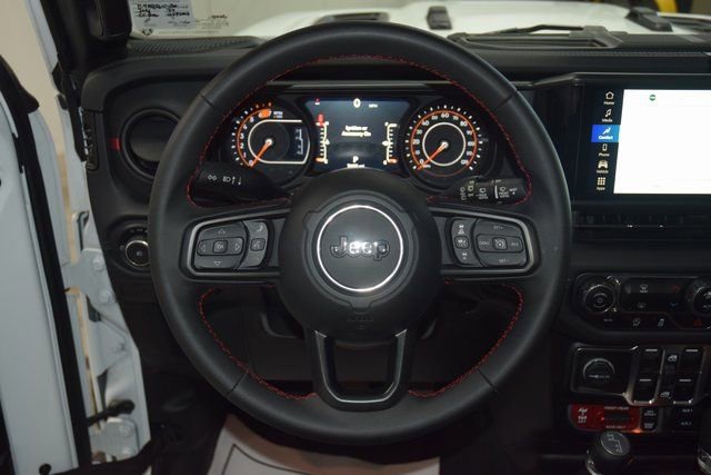 Used 2024 Jeep Wrangler Rubicon image 38