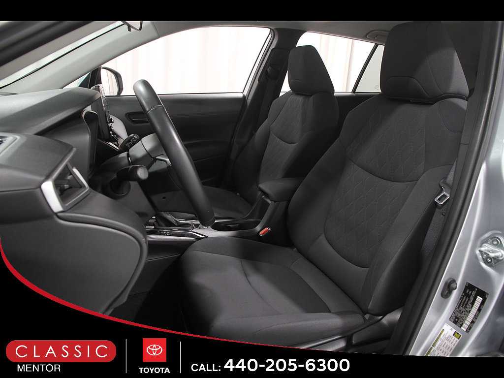 Certified 2022 Toyota Corolla Cross LE AWD/4WD image 5