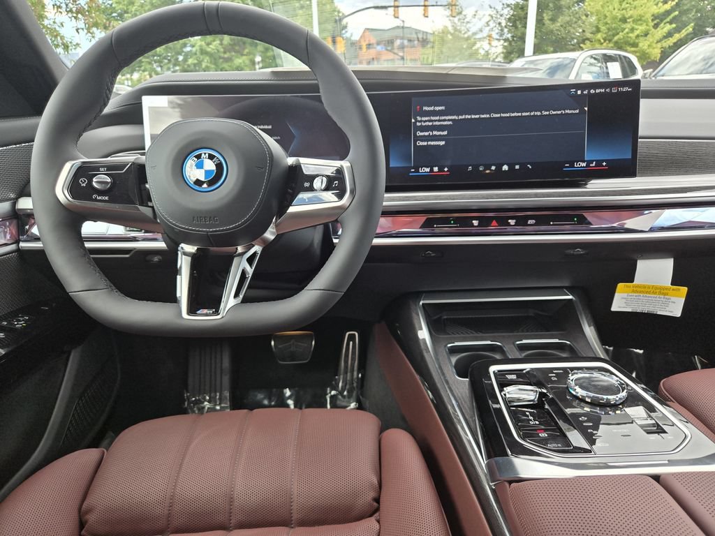 New 2026 BMW i7 xDrive60 AWD/4WD image 28