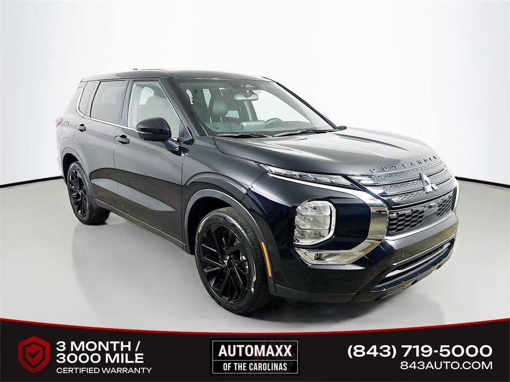 Used 2023 Mitsubishi Outlander SE Black Edition