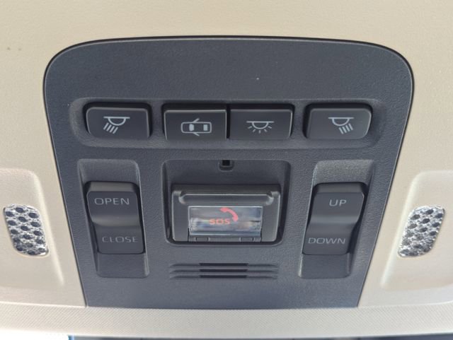 Used 2020 Toyota Camry XLE image 32