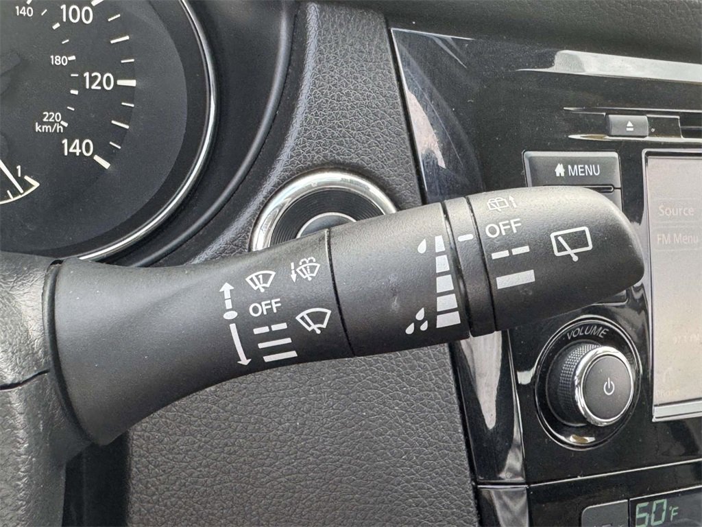 Used 2020 Nissan Rogue Sport SV w/ Technology Package image 25