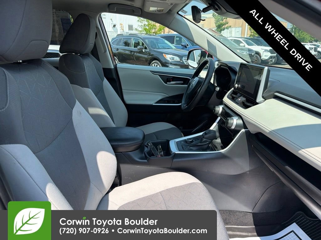 Used 2024 Toyota RAV4 XLE w/ Convenience Package AWD/4WD image 14