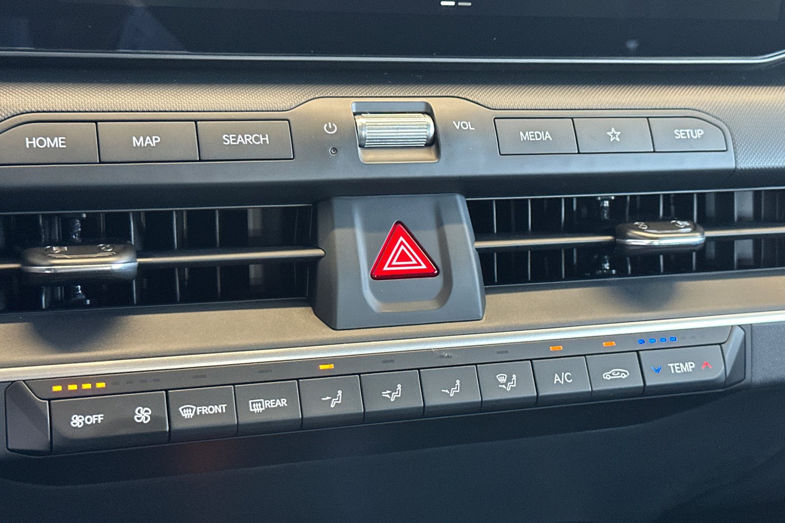 New 2026 Kia K4 FWD image 19