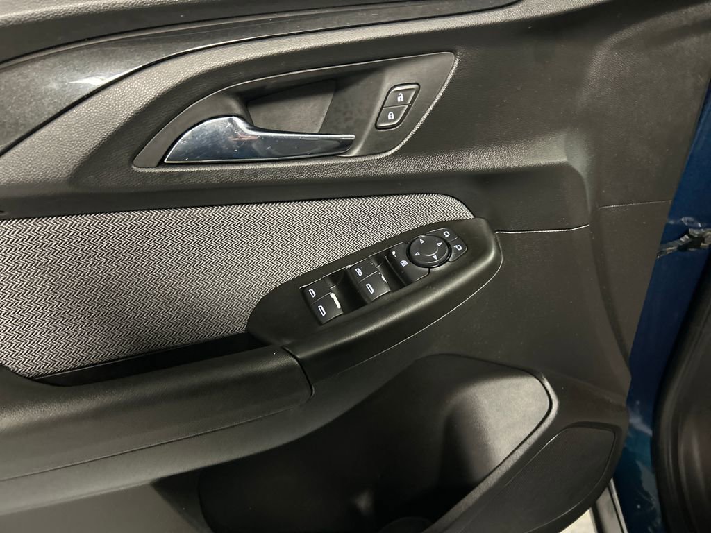 Used 2021 Chevrolet TrailBlazer LS image 14