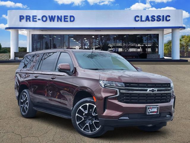 Used 2022 Chevrolet Suburban RST w/ Luxury Package RWD image 1
