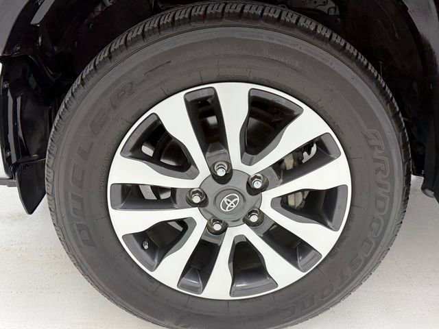 Used 2019 Toyota Tundra Limited w/ Limited Premium Package RWD image 6