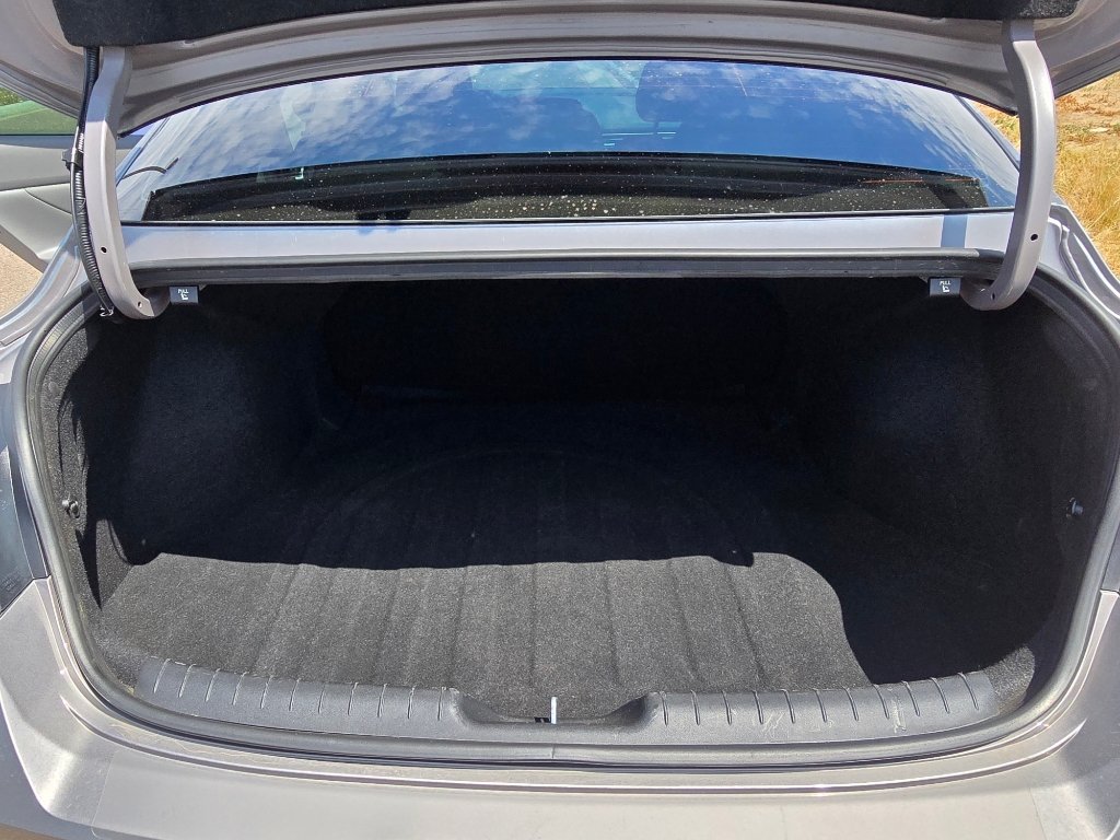 Used 2023 Hyundai Elantra SEL w/ Convenience Package FWD image 28